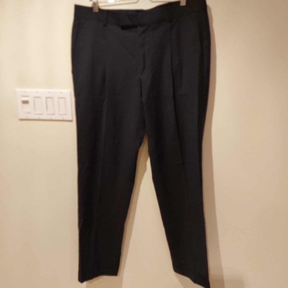 ❣️Men Hugo Boss dress pants size 40R (#241)